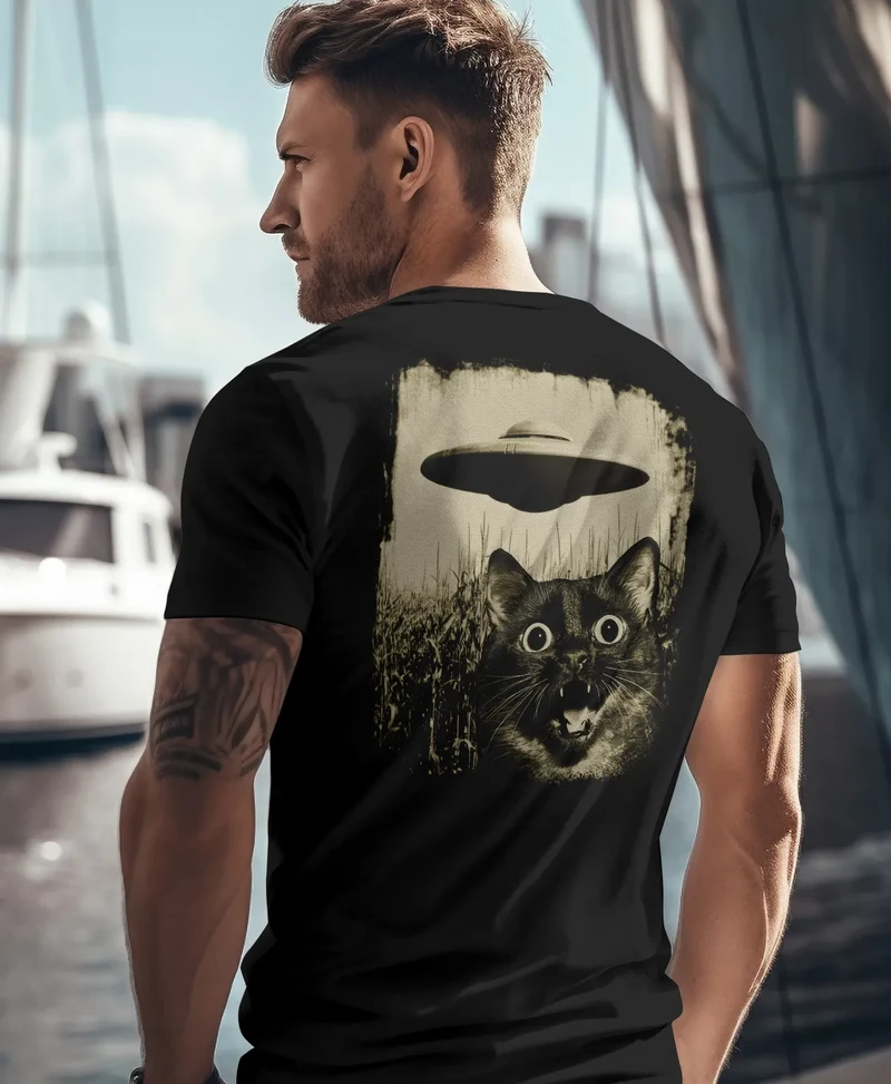 Herren T-Shirt UFO Katze Alien Print Aufdruck Printshirt Männer Fashion Streetstyle