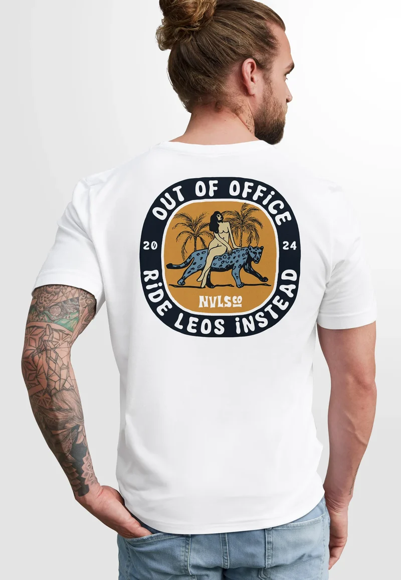 Herren T-Shirt Backprint Leopard Aufdruck Spruch Out of Office Sommer Freizeit Fashion Streetstyle