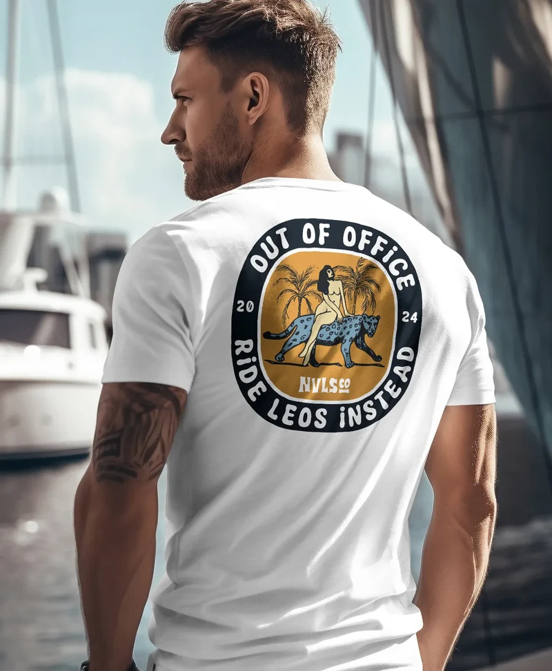 Herren T-Shirt Backprint Leopard Aufdruck Spruch Out of Office Sommer Freizeit Fashion Streetstyle