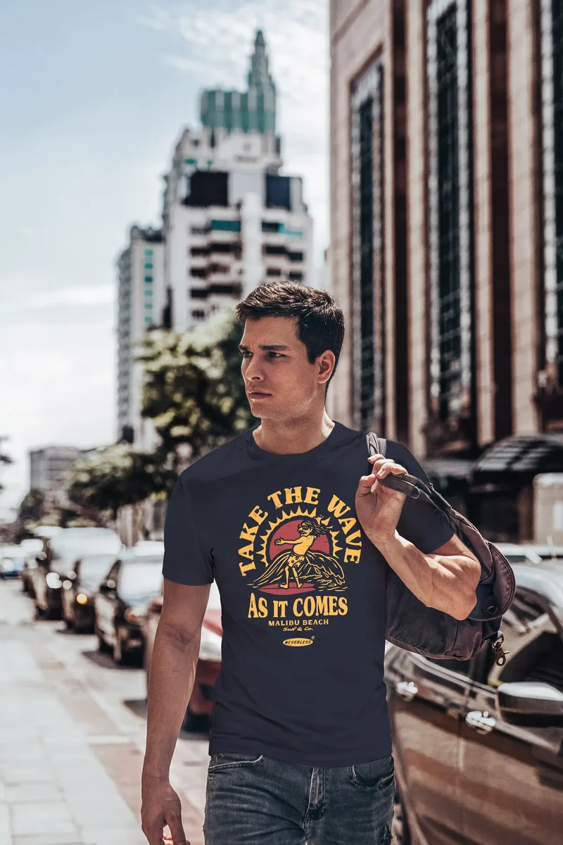 Herren T-Shirt Surfer Spruch Take the Wave Welle Surfing Fashion Streetstyle Sommer