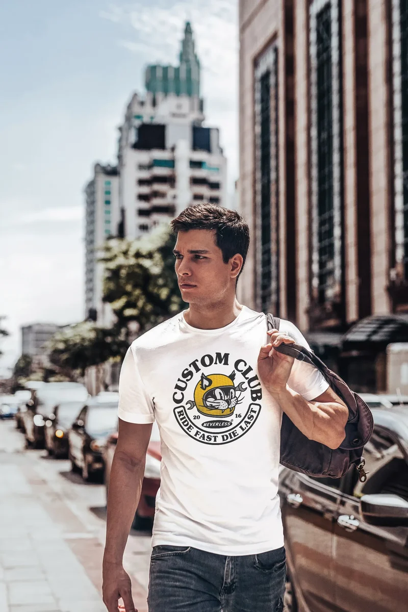 Herren T-Shirt Biker Motiv Racing Cat Schriftzug Ride Fast Die Last Fashion Streetstyle