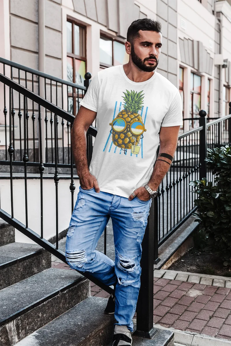 Herren T-Shirt chilling Ananas Pinapple Sommer Beach Cocktail