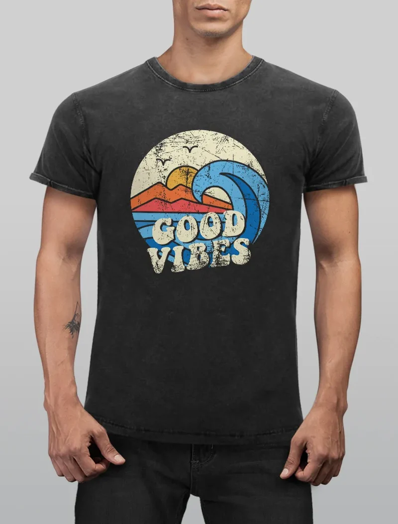 Herren T-Shirt Schrift Good Vibes Welle Hippie Slogan Statement Surf Design Vintage Retro Printshirt