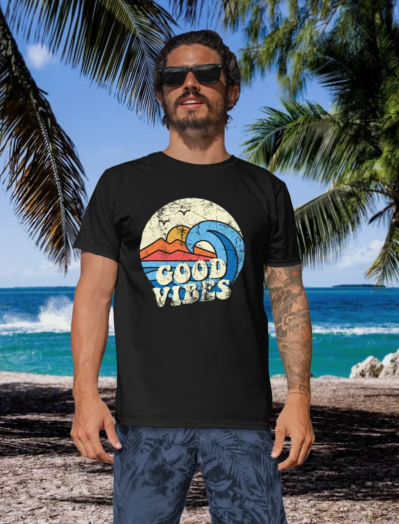 Herren T-Shirt Good Vibes Welle Hippie Slogan Statement Surf Design Vintage Retro Fashion Streetstyle