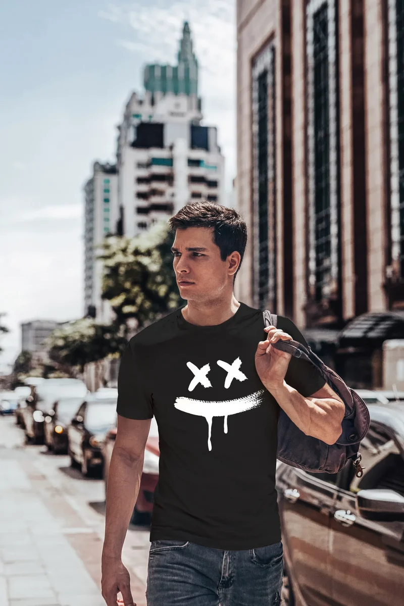 Herren T-Shirt Bedruckt Aufdruck Creepy Smile Sneaky Print Fashion Streetstyle