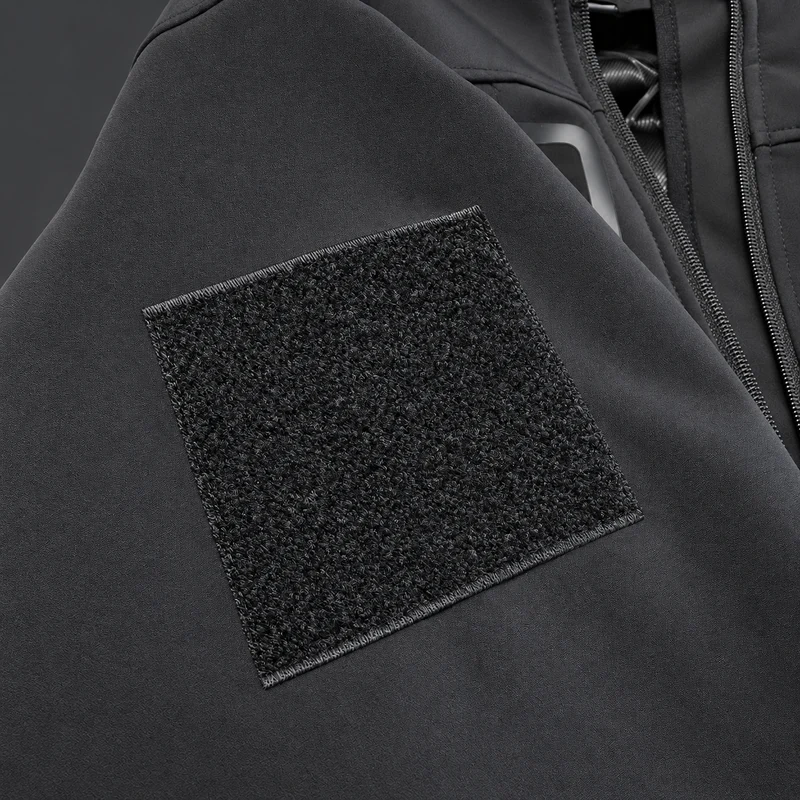 Winter Softshell Einsatzjacke mit Flauschflächen
