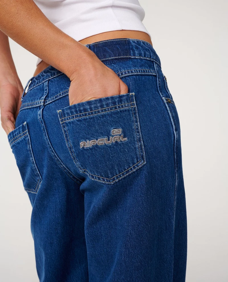 Aggie Relaxed Jeans